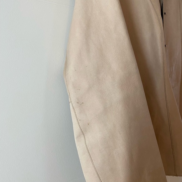 AMAZING Vintage Tan Leather Jacket - Picture 4 of 8